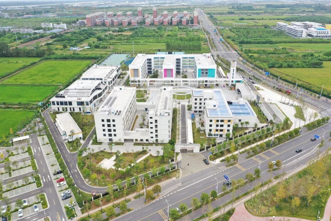 公安縣實(shí)驗(yàn)中學(xué)